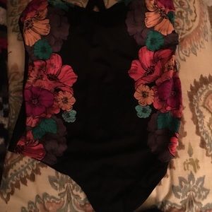 One piece swim suit plus size